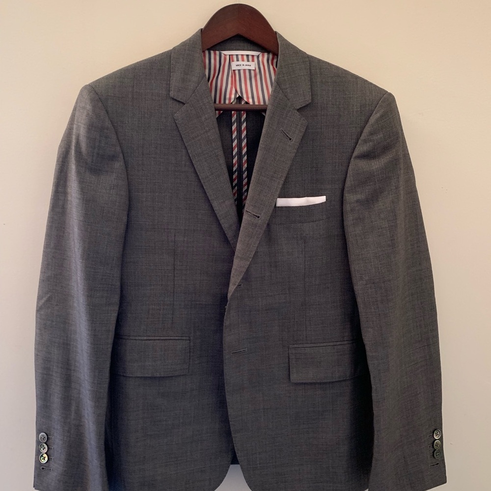 Thom Browne men’s short suit Size 1 unaltered